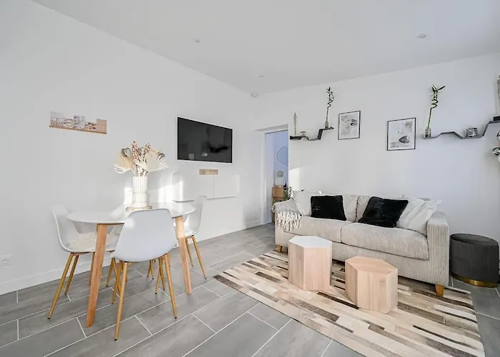 La Parenthese Apartament *